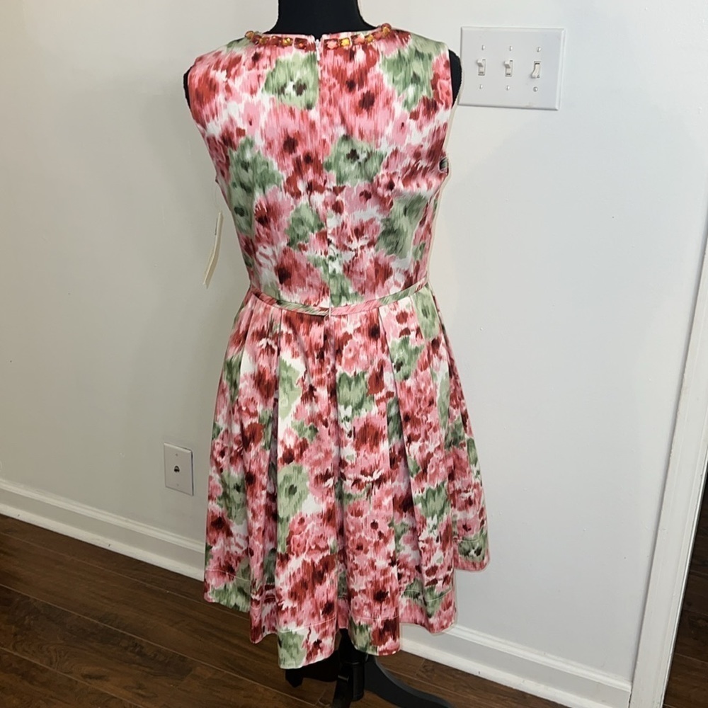 NWT Maggy London Cotton Floral Floral Print Dress. Sz 8. - Picture 3 of 7